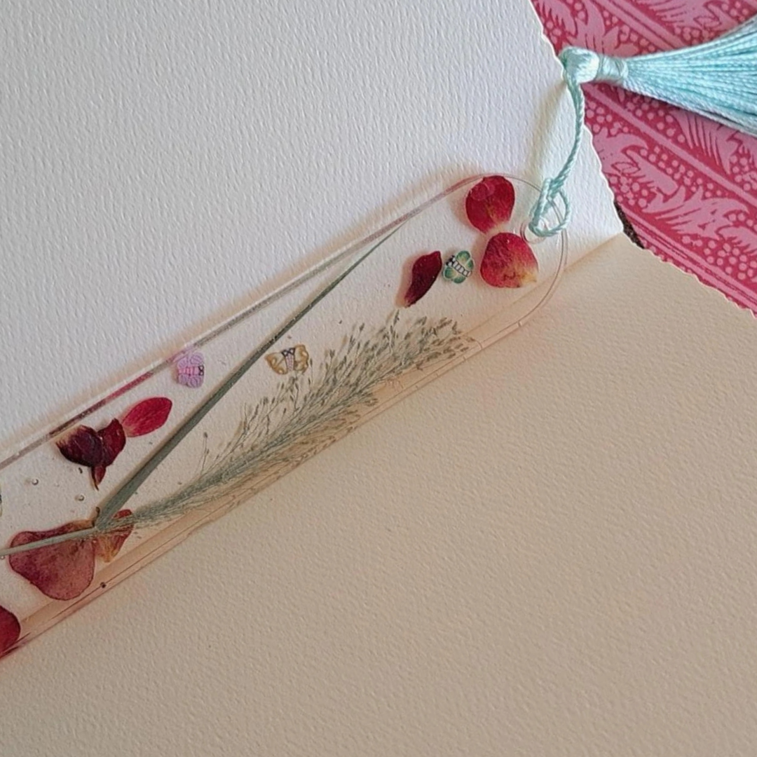 Handmade Resin Bookmark with Dried Flowers & Butterfly Beads – One-of-a-Kind Gift